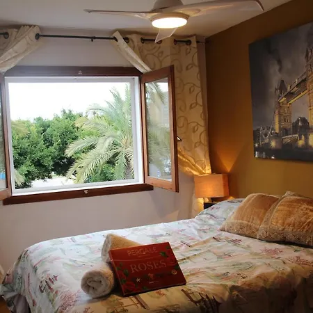 Casa Isa Beach, 1 Minute To The Beach Apartment *