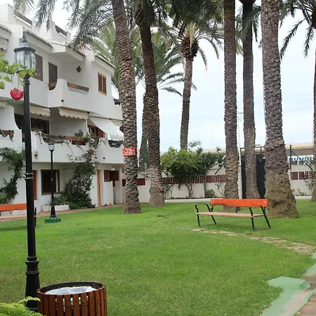 Casa Isa Beach, 1 Minute To The Beach Apartment