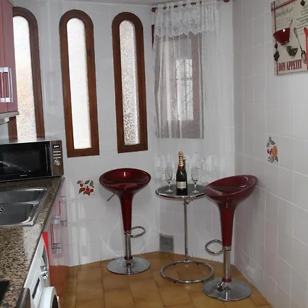 Casa Isa Beach, 1 Minute To The Beach Apartment *