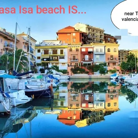Casa Isa Beach, 1 Minute To The Beach Apartment